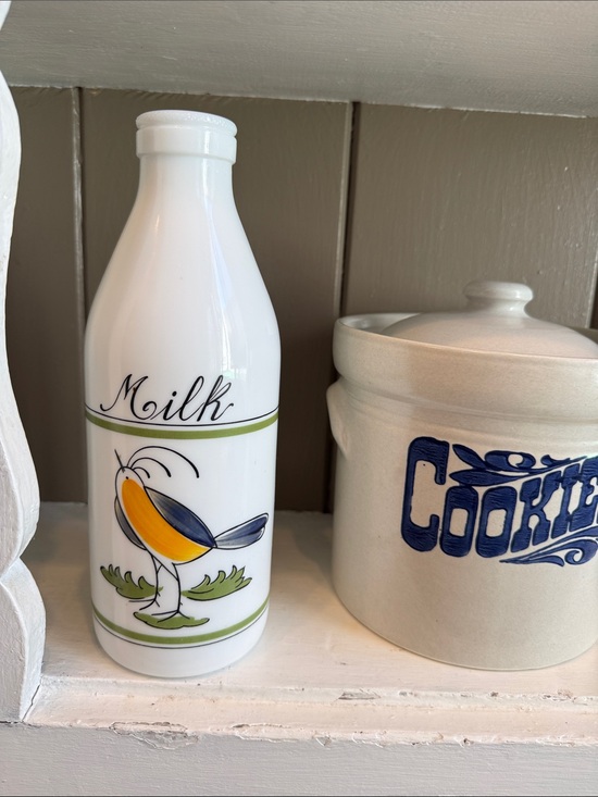 Egizia Other - Vintage 1960’s Egizia Milk Glass Bottle with Yellow Handpainted Bird Design